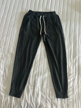 Vuori Charcoal Gray Jogger with White Drawstring